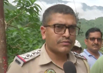 20 घंटे की मेहनत के बाद मंडी में खुला एक तरफ मार्ग, यात्री धैर्य रखें : पुल‍िस