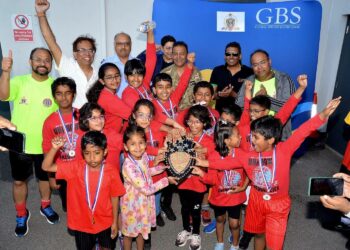 मोहम्मडन स्पोर्टिंग के प्रशंसकों ने यू.के में धमाकेदार प्रदर्शन करते हुए आईएफए शील्ड शानदार तरीके से जीतकर फुटबॉल प्रेमियों का जीता दिल