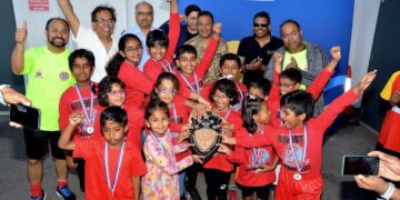मोहम्मडन स्पोर्टिंग के प्रशंसकों ने यू.के में धमाकेदार प्रदर्शन करते हुए आईएफए शील्ड शानदार तरीके से जीतकर फुटबॉल प्रेमियों का जीता दिल