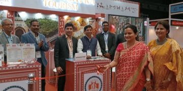 हमारा लक्ष्य घरेलू और अंतरराष्ट्रीय यात्रियों तक पहुंचना और महाराष्ट्र को घूमने लायक गंतव्य के रूप में बढ़ावा देना है