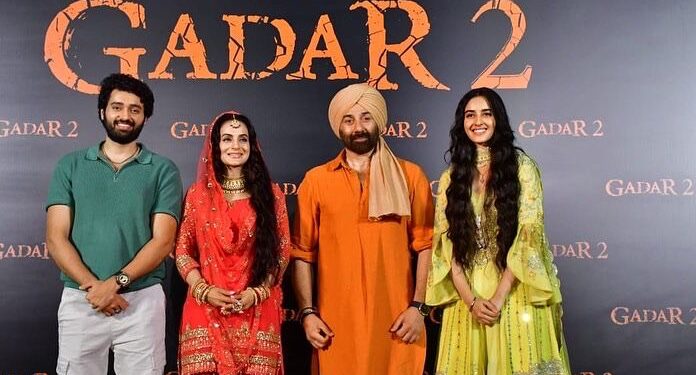 ज़ी स्टूडियोज़ ने साल की सबसे बहुप्रतीक्षित फिल्म गदर 2 का धमाकेदार ट्रेलर किया जारी