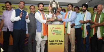 अनुराग ठाकुर ने हीरो एशियन चैंपियंस ट्रॉफी 2023 के लिए ट्रॉफी का किया अनावरण