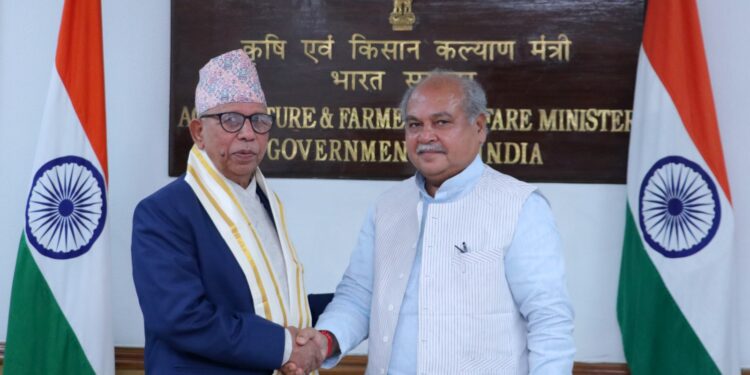 केंद्रीय कृषि मंत्री  तोमर व नेपाल के मंत्री डॉ. भुसाल के बीच हुई बैठक