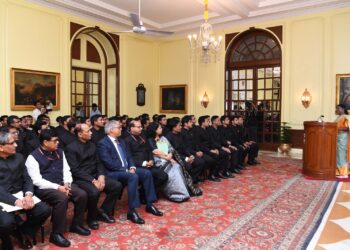 भारत ने दुनिया को दिखाया प्रोद्यौगिकी और परंपराएं चल सकती हैं साथ-साथ : राष्ट्रपति