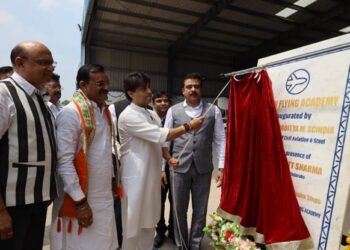 ज्योतिरादित्य एम. सिंधिया ने खजुराहो में तीन उड़ान प्रशिक्षण संगठनों का किया उद्घाटन