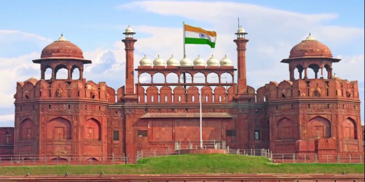 77वें स्वतंत्रता दिवस समारोह की तैयारियां पूरी, पीएम मोदी ऐतिहासिक लाल किले से करेंगे समारोह का नेतृत्व