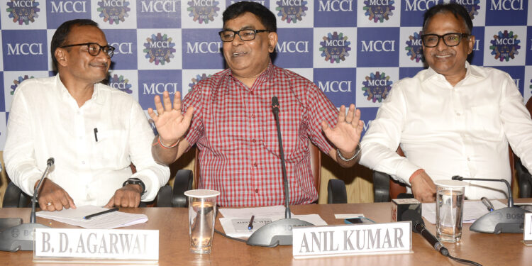 डाकघर वर्तमान में कर रहा है सभी कस्टम प्रक्रियाओं की सेवाएं प्रदान : कुमार