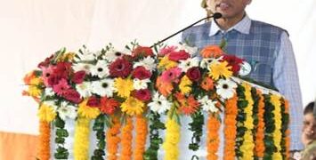 केंद्रीय स्वास्थ्य मंत्री डॉ. मनसुख मांडविया ने आगरा के जीआईसी ग्राउंड में ली अंगदान की शपथ 