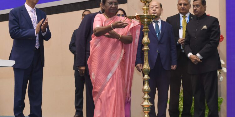 संहिताबद्ध कानून से अधिक  मानवाधिकारों को प्रत्येक अर्थ में सुनिश्चित करना अंतर्राष्ट्रीय समुदाय का नैतिक दायित्व है : राष्ट्रपति मुर्मू