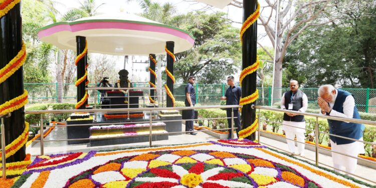 प्रधानमंत्री ने सर एम विश्वेश्वरैया को की श्रद्धांजलि अर्पित