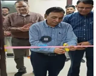 दिव्यांगजन सशक्तिकरण विभाग के सचिव ने पांव देखभाल इकाई का किया उद्घाटन