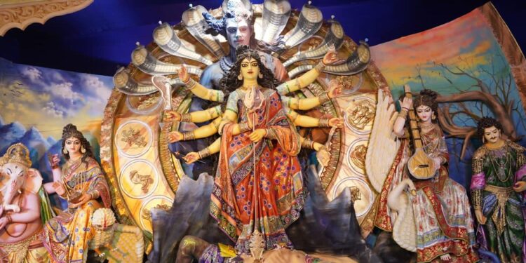 DURGA PUJA PARIKRAMA : ममता बनर्जी ने वर्चुअली यूथ एसोसिएशन मोहम्मद अली पार्क दुर्गा पूजा का किया उद्घाटन 