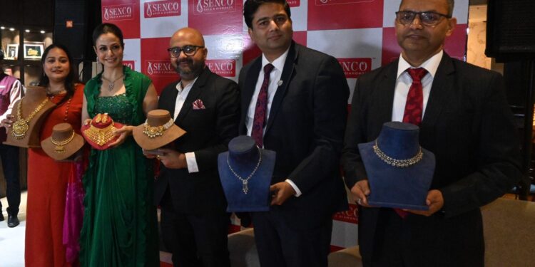 ग्राहकों के लिए सेनको गोल्ड एंड डायमंड्स के धनतेरस कलेक्शन और डी’सिग्निया शोरूम में विशेष ऑफर