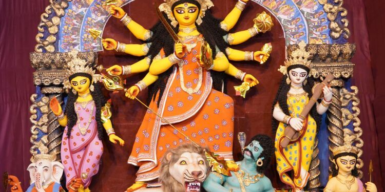 DURGA PUJA PARIKRAMA : भवानीपुर 75 पल्ली का पूजा मंडप 59वें वर्ष में प्रवेश