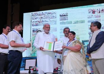 पशु समाज के लिए मूल्यवान हैं और पारिस्थितिक तंत्र को संतुलित करते हैं:  परषोत्तम रूपाला