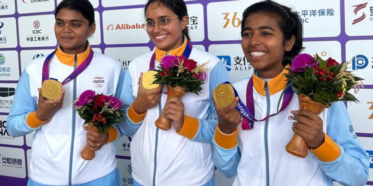 प्रधानमंत्री ने एशियाई खेल 2022 में महिला तीरंदाजी मिश्रित टीम स्पर्धा में स्वर्ण पदक जीतने पर खुशी जताई