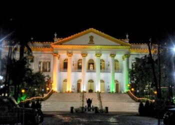 राज्यपाल डॉ सी वी आनंद बोस ने सर्वश्रेष्ठ दुर्गा पूजा पंडाल के लिए 5 लाख बेंगलियाना पुरस्कार की घोषणा की