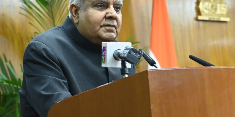 उपराष्ट्रपति ने कहा कि भारत भूमि, आकाश, समुद्र और अंतरिक्ष के क्षेत्र में ‘अग्रणी राष्ट्रों की पंक्ति’ में खड़ा है