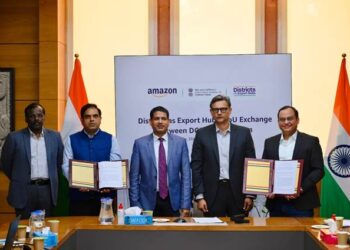 वाणिज्य मंत्रालय देश के जिलों से निर्यात को बढ़ावा देने के लिए ई-कॉमर्स कंपनियों के साथ सहभागिता करेगा