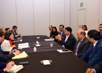 पीयूष गोयल ने सैन फ्रांसिस्को की अपनी यात्रा के पहले दिन फ़्रेमोंट में टेस्ला फैक्ट्री का किया दौरा