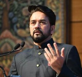 केंद्रीय मंत्री अनुराग ठाकुर ने भारत सरकार के कैलेंडर 2024 का किया अनावरण