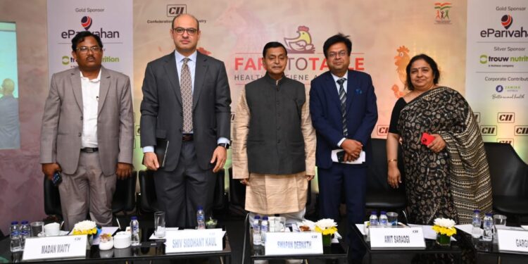 उद्योग जगत का कहना है कि पश्चिम बंगाल की नीतियां पोल्ट्री क्षेत्र के लिए सबसे अनुकूल नीतियों में से हैं एक