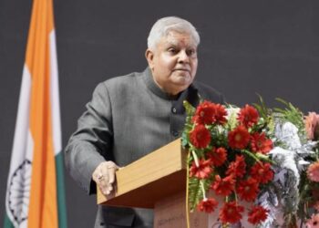 हममें से बहुतों ने तो वेद देखा ही नहीं है, मेरा आग्रह रहेगा कि हम ज्यादा से ज्यादा लोगों को वेदों से अवगत कराएं : उपराष्ट्रपति