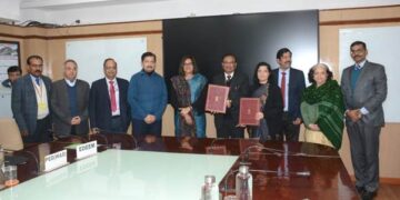 हरित पहल को बढ़ावा देने और सुगम बनाने के लिए भारतीय रेलवे और सीआईआई के बीच समझौता ज्ञापन पर हस्ताक्षर