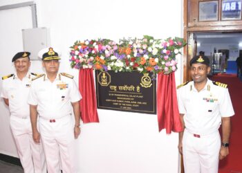 नौसेना प्रमुख ने आईएनएस शिवाजी में क्रांतिकारी स्वच्छ एवं हरित CO2-आधारित एयर कंडीशनिंग संयंत्र का किया उद्घाटन