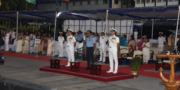 आईएनएस चीता, गुलदार और कुंभीर को 40 वर्षों की उत्कृष्ट सेवा देने के बाद सेवामुक्त किया गया