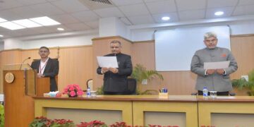 पूर्व आईपीएस अधिकारी श्री शील वर्धन सिंह ने यूपीएससी के सदस्य के रूप में पद और गोपनीयता की ली शपथ 