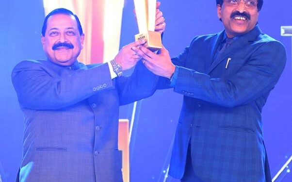 इसरो को वर्ष 2023 के लिए ‘उत्कृष्ट उपलब्धि’ श्रेणी में “इंडियन ऑफ द ईयर अवार्ड” प्रदान किया गया