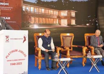 नववर्ष का सैटेलाइट एक्सपोसैट एक से अधिक संस्थानों के ‘संपूर्ण विज्ञान’ के संयुक्त प्रयास का प्रतीक