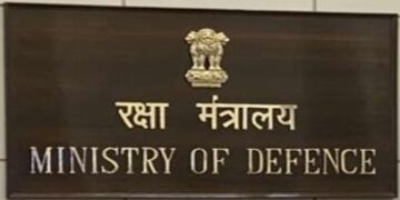 रक्षा मंत्रालय ने सैन्य उपकरणों की खरीद के लिए 802 करोड़ रुपये के अनुबंध-पत्र पर किए हस्ताक्षर