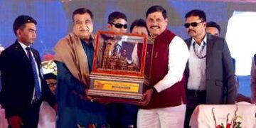 नितिन गडकरी ने मध्य प्रदेश में 2,367 करोड़ रुपये लागत की 9 राजमार्ग परियोजनाओं का उद्घाटन किया