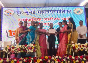 प्रधानमंत्री के प्रधान सचिव ने मुंबई में विकसित भारत संकल्प यात्रा में लिया भाग