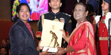 राष्ट्रपति ने खेल और साहसिक पुरस्कार 2023 प्रदान किए