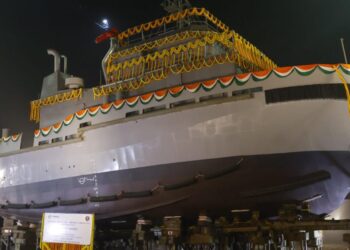 कोलकाता में 25टी बोलार्ड पुल टग, भीष्म का शुभारंभ