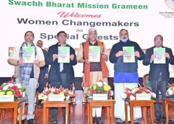 केंद्रीय जल शक्ति मंत्री श्री गजेंद्र सिंह शेखावत ने ‘ग्रामीण स्वच्छ भारत मिशन के नायक’ का जश्न मनाया