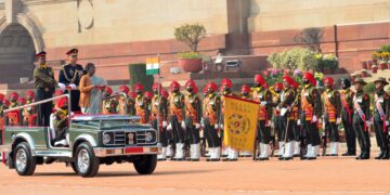राष्ट्रपति श्रीमती द्रौपदी मुर्मू  बनीं आर्मी गार्ड बटालियन की अदला-बदली और औपचारिक परिवर्तन की  साक्षी