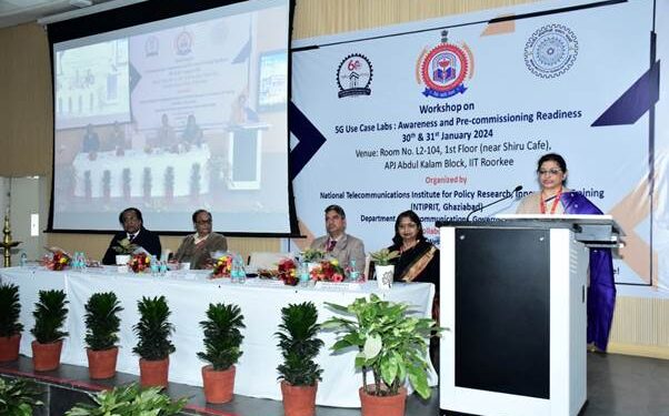 दूरसंचार विभाग- एसआरआई  ने “5जी /6जी से आगे” और भारत सरकार के 6जी रोडमैप पर प्रजेंटेशन दी