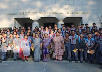 सीएसआईआर-आईआईसीटी और केएएमपी: 150 से अधिक छात्रों का वैज्ञानिक भ्रमण