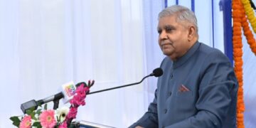 लड़कियां भारत के विकास को परिभाषित कर रही हैं : उपराष्ट्रपति