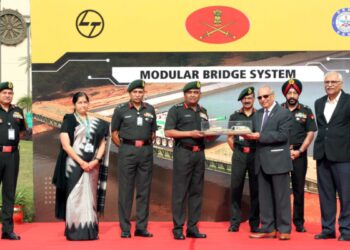भारतीय सेना ने 46-मीटर के मॉड्यूलर पुल के साथ अपनी ब्रिजिंग क्षमता को बनाया मजबूत