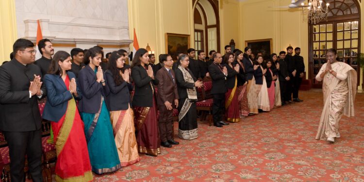 एक अच्छी सार्वजनिक वित्तीय प्रबंधन प्रणाली ही सुशासन का है आधार : राष्ट्रपति