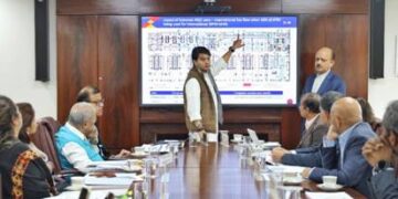 हवाई अड्डों पर आव्रजन और सुरक्षा जांच प्रक्रियाओं को तेज़ करने के लिए हवाईअड्डे के डिज़ाइन में बदलाव और प्रौद्योगिकियों पर जोर