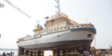 टीटागढ़ रेल सिस्टम्स ने भारतीय नौसेना के लिए दूसरा 25टी बोलार्ड पुल टग किया लॉन्च