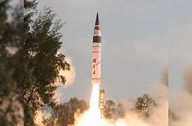 उपराष्ट्रपति ने स्वदेशी रूप से विकसित अग्नि-5 मिसाइल के पहले उड़ान परीक्षण- मिशन दिव्यास्त्र की सफलता की सराहना की