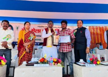 केन्द्रीय मंत्री श्री अर्जुन मुंडा ने आज झारखंड के चाईबासा में तीन दिवसीय डेरी मेला एवं कृषि प्रदर्शनी का उदघाटन किया