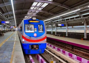 मुख्य रेलवे सुरक्षा आयुक्त ने ऑरेंज लाइन के बेलेघाटा से हेमंत मुखोपाध्याय खंड का किया निरीक्षण 